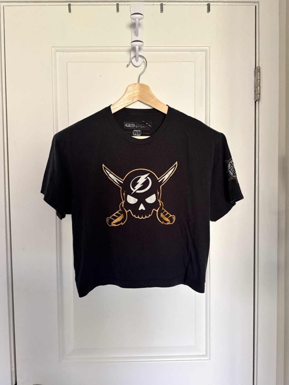Gasparilla TB Lighntning Graphic Crop Tee Women's Crop Top M
